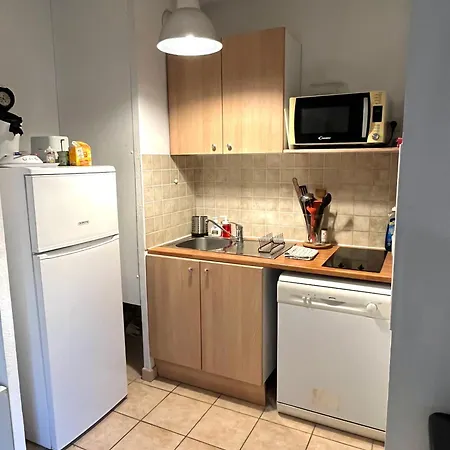 Apartament En Tres Bien Situe *